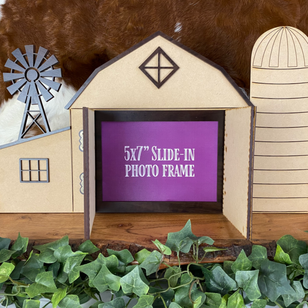Photo Frame Barn with Hinged Doors - Image 6